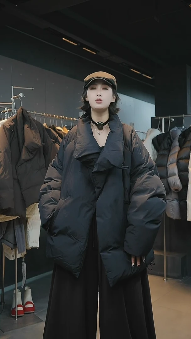 黑色羽绒黑色羽绒