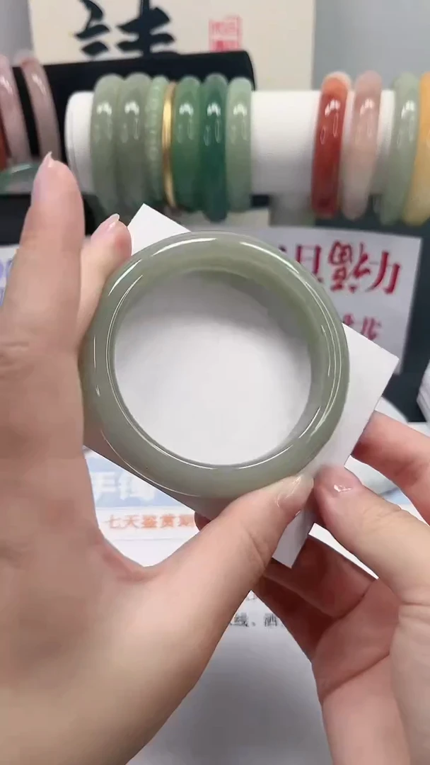 未镶嵌手镯石英质玉47-56