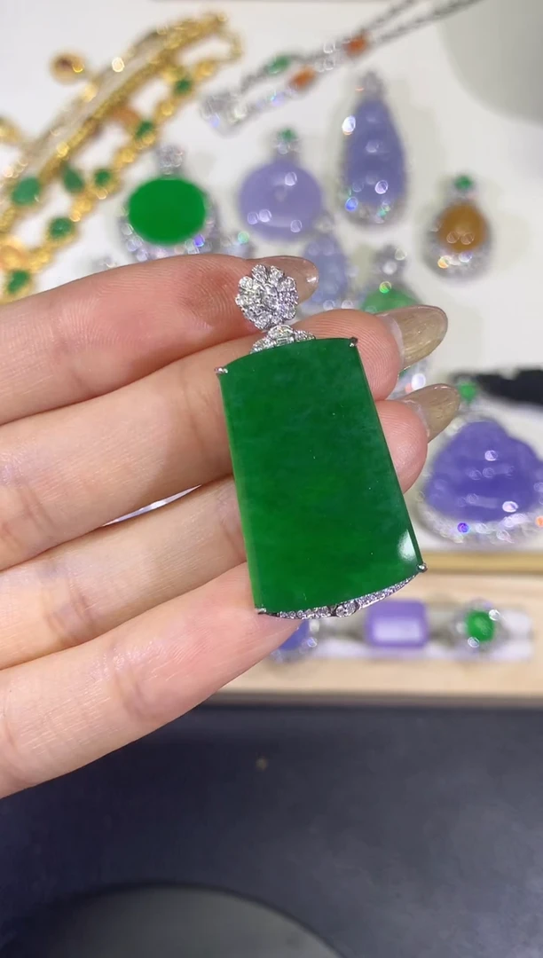 翡翠18K金镶嵌吊坠(不含链)团购33
