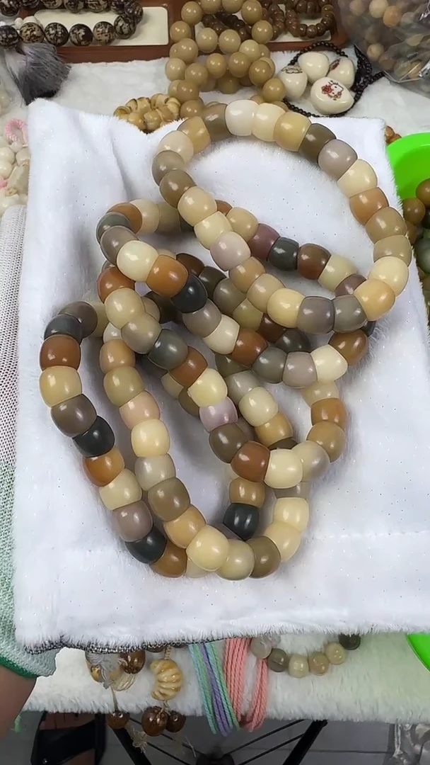 菩提根/象牙果手串12年糕肠