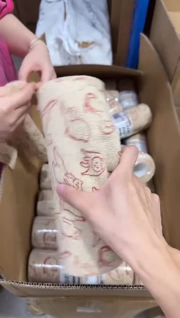 瓷片红色瑜伽猫周抛手撕抹布