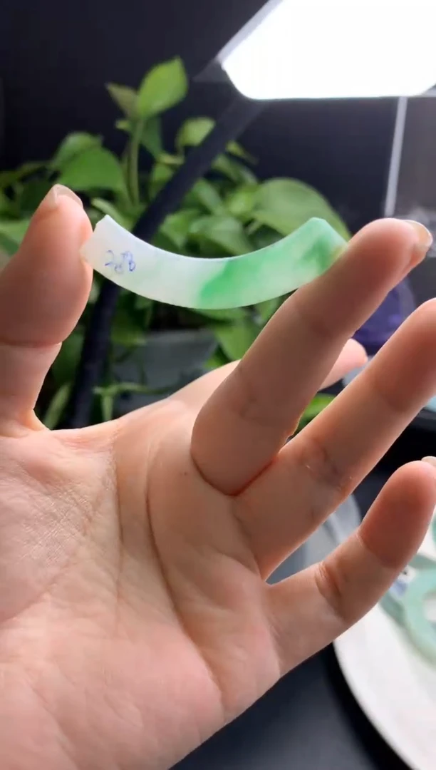 【闪购商品】定制翡翠翡翠定制玉衡未镶嵌意境感飘绿
