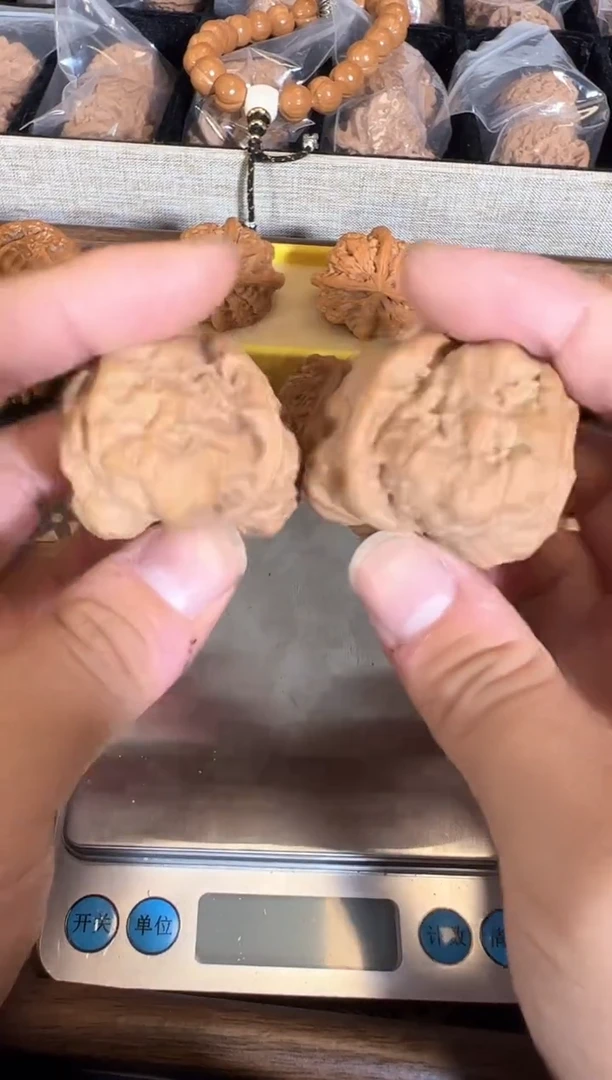 把件核桃41尺蛤蟆头