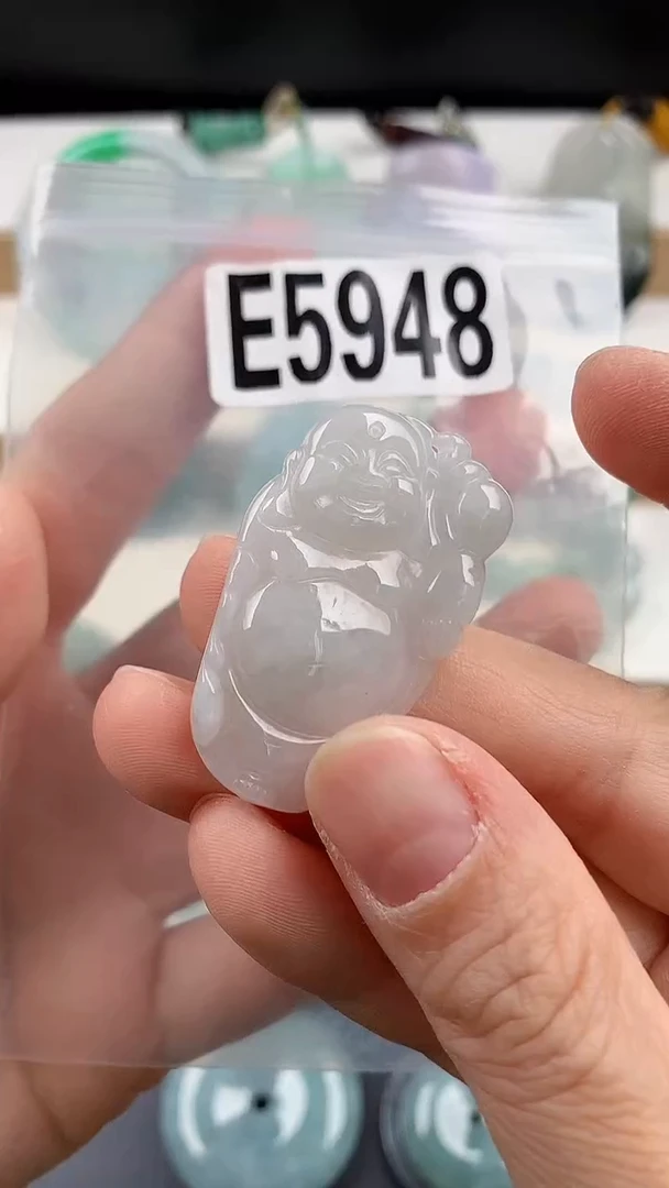 颈饰未镶嵌翡翠天然翡翠吊坠挂件