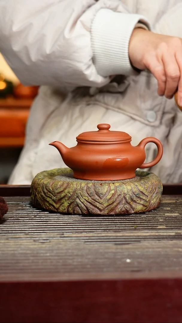 宜兴原矿紫砂壶茶壶宜兴原矿紫砂壶茶壶150C