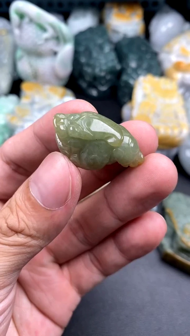 吊坠(不含链)未镶嵌翡翠1