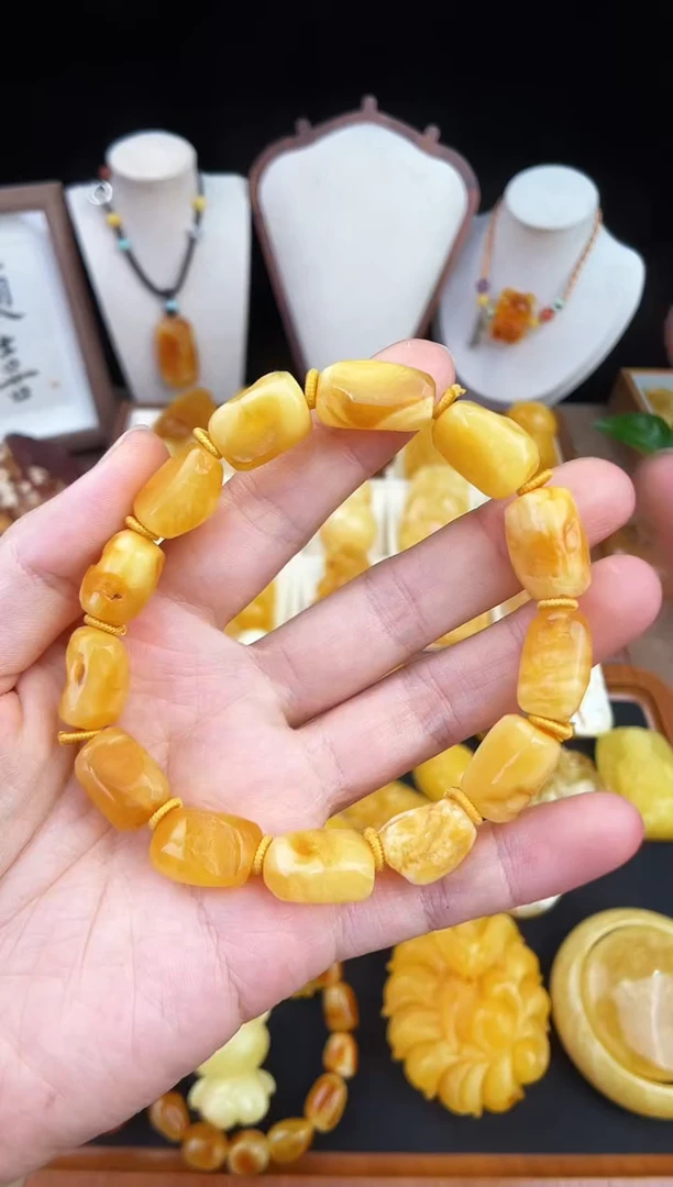 琥珀未镶嵌珠宝奇石柒月