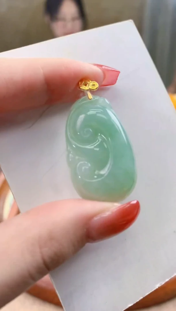 颈饰未镶嵌翡翠天然A货翡翠挂件