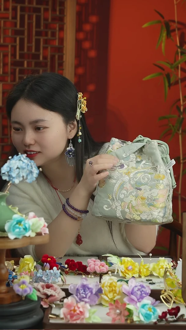 刺绣闪购纯手工非遗国风饰品