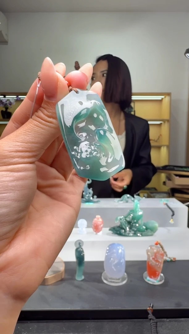 吊坠(不含链)未镶嵌翡翠吊坠