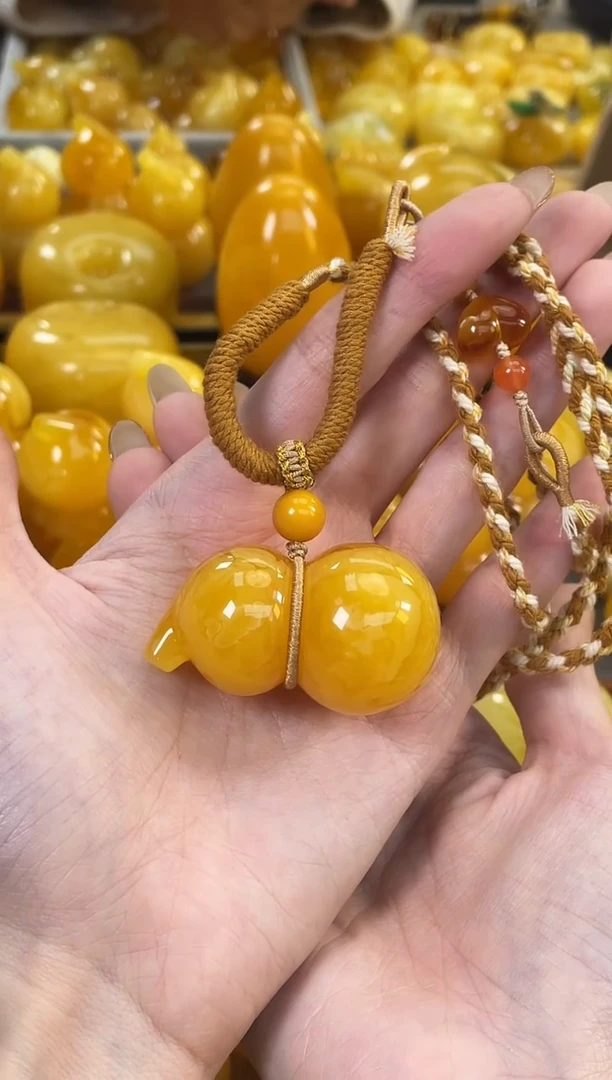 裸石琥珀未镶嵌J83