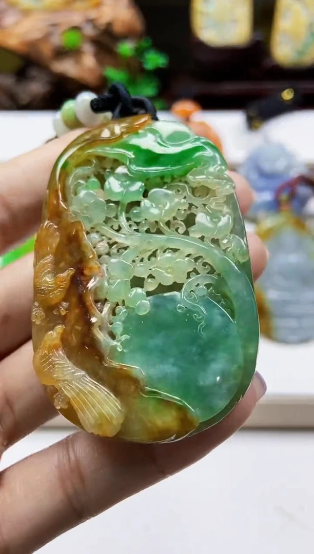 颈饰未镶嵌翡翠翡翠A货