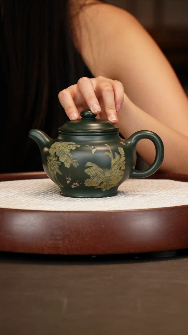 茶壶紫砂【潘春芳】绿泥掇只+李洪亮画