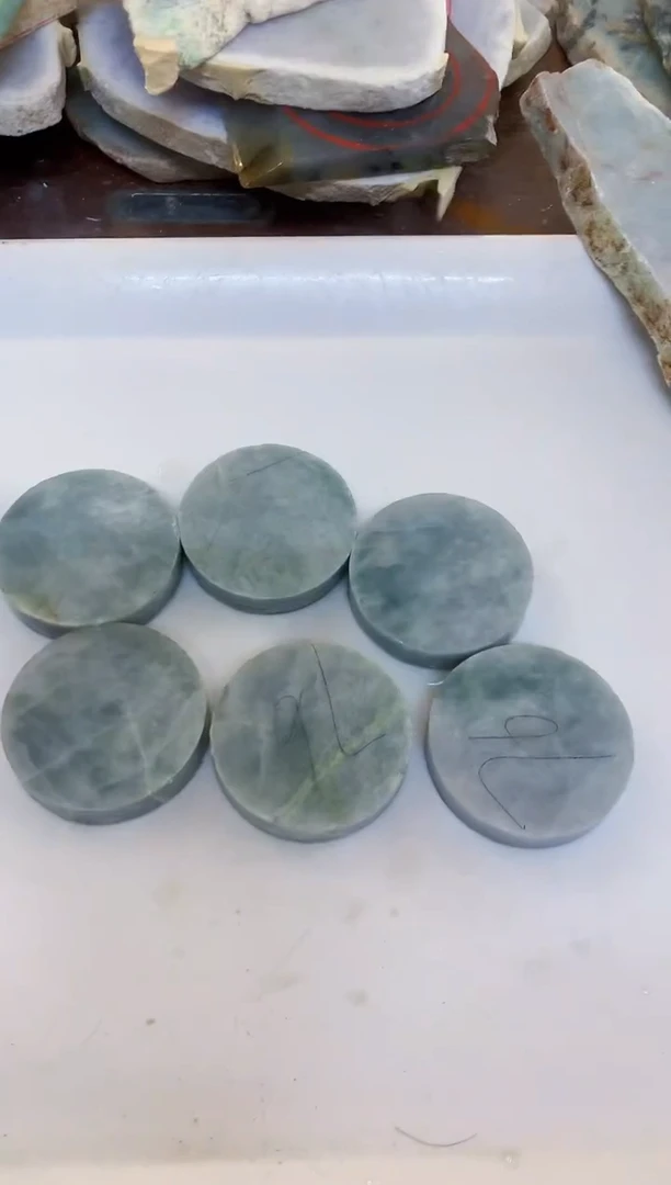 【闪购商品】翡翠颈饰未镶嵌0东0翡翠珠宝756随机性发货有纹裂