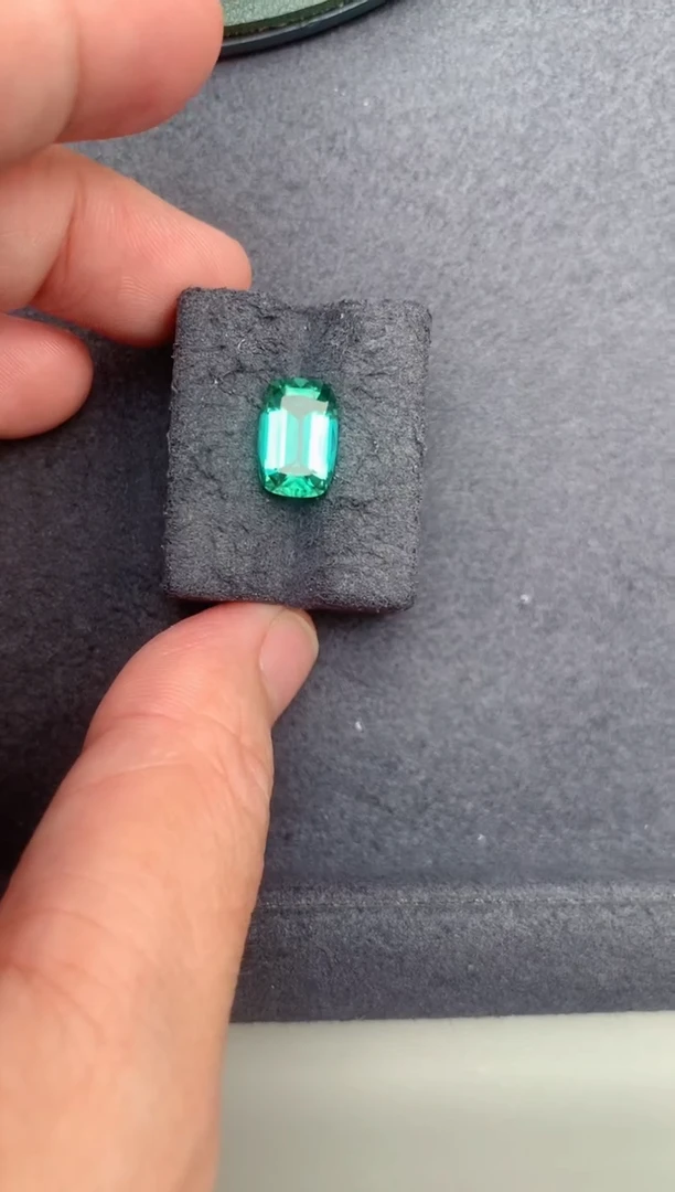 裸石未镶嵌碧玺2.9ct碧玺lagoon