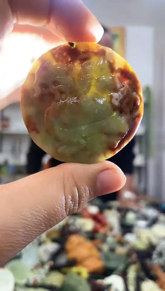 未镶嵌岫玉挂件 1