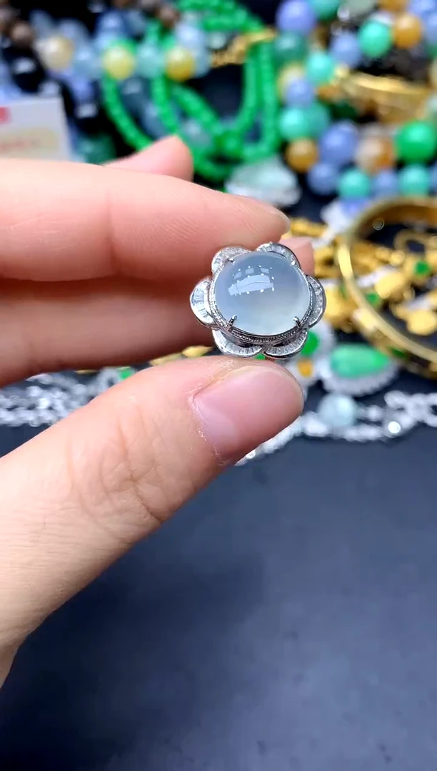 18K金镶嵌戒指翡翠369-中国好珍宝