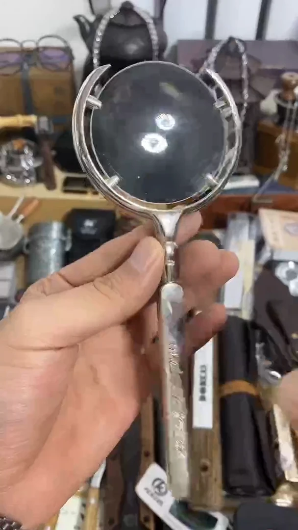 瓷片闪购商品  如图所示
