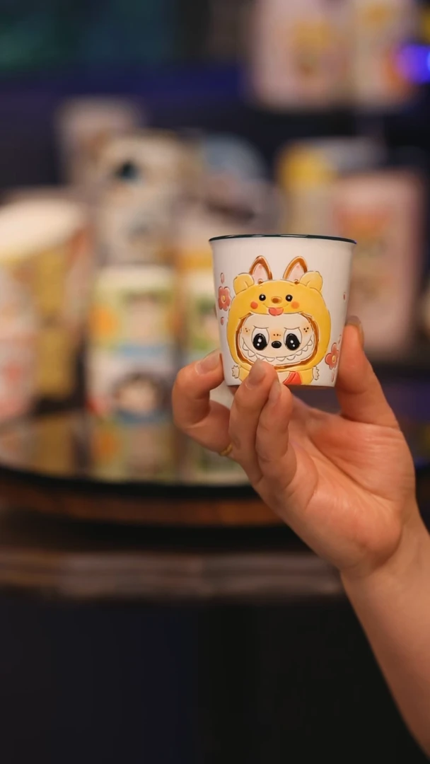 【闪购商品】摆件景德镇釉下彩绘设计师款式陶瓷