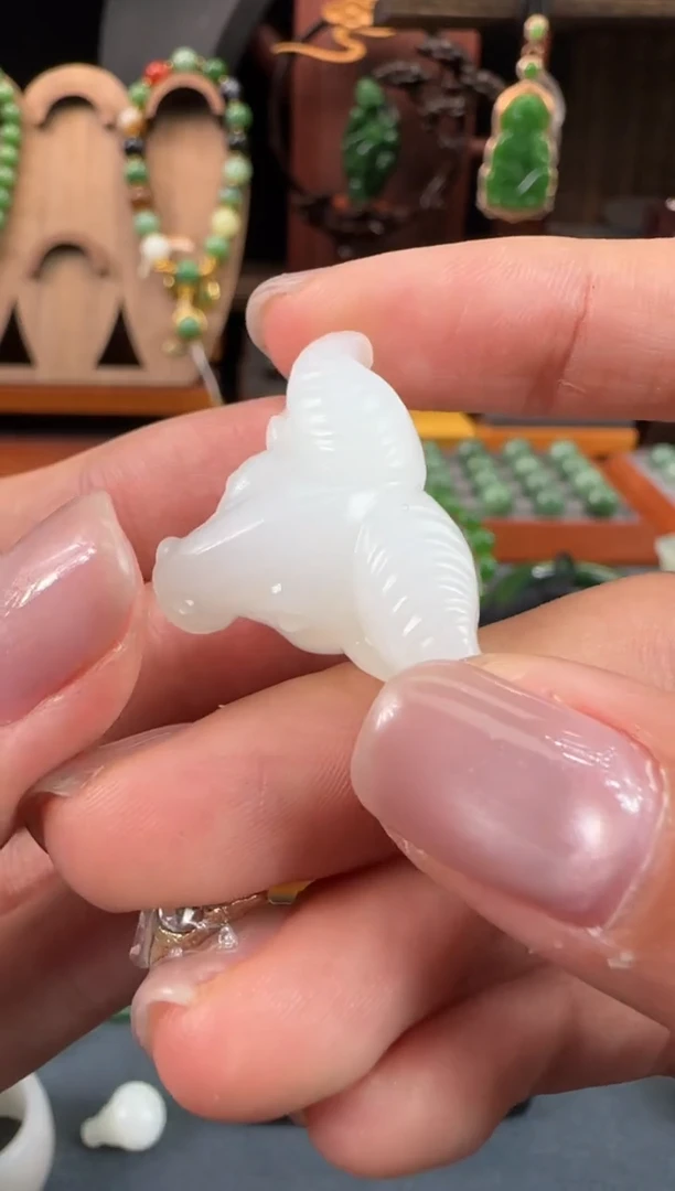 【闪购商品】和田玉吊坠未镶嵌1