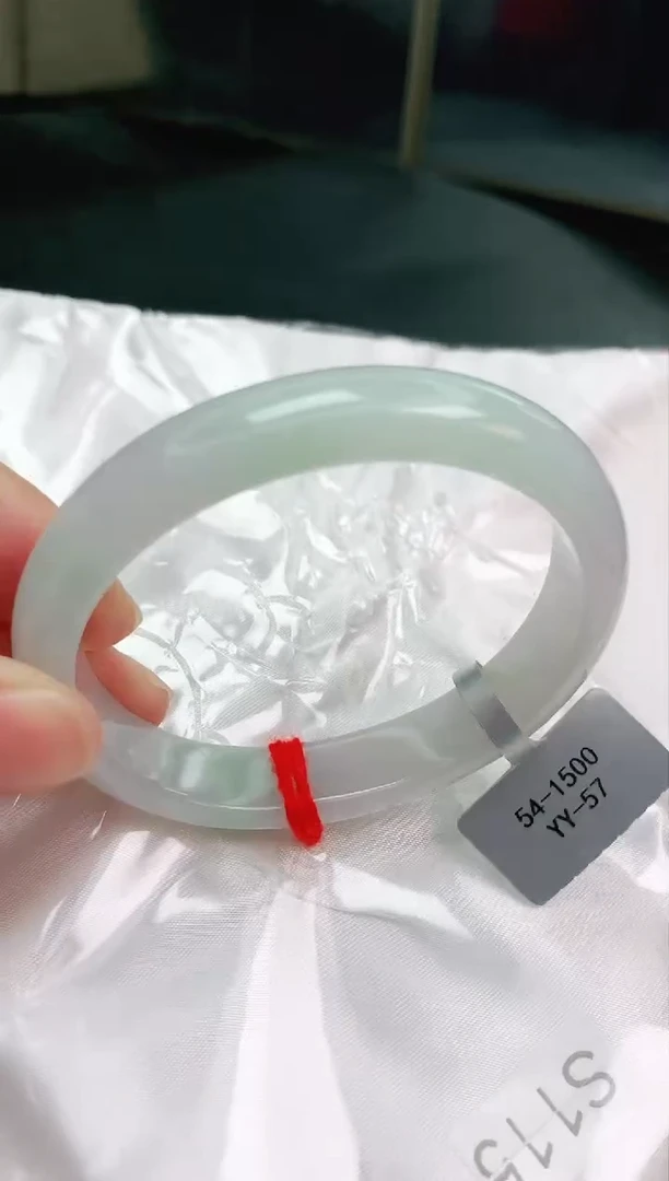 未镶嵌手镯翡翠缅甸天然A货翡翠手镯