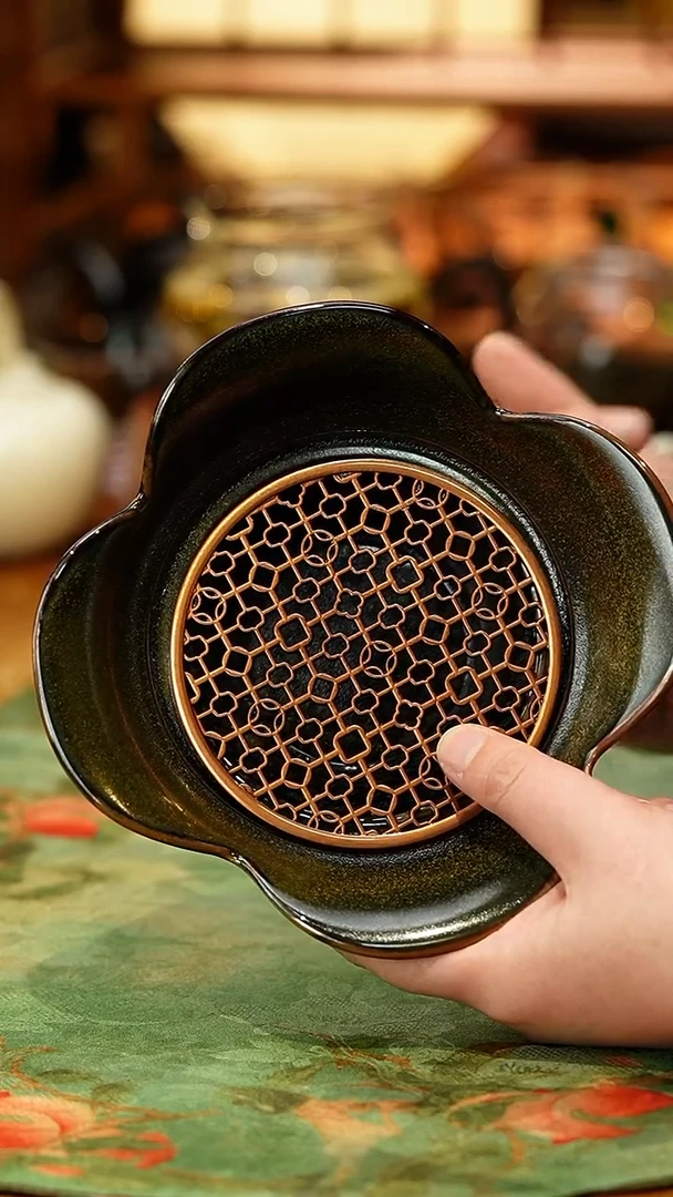 【闪购商品】暗香疏影/青瓷花语壶承/海棠款/茶末釉