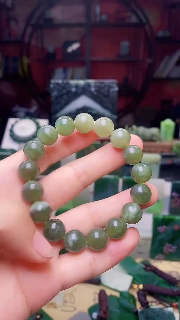 和田玉未镶嵌把件132