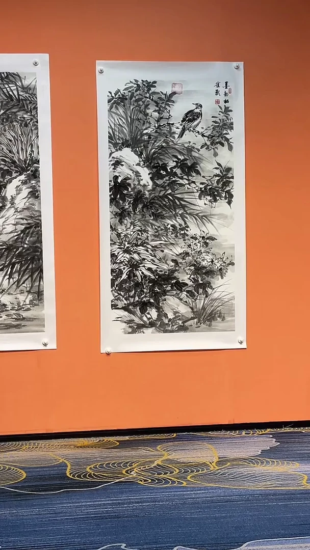国画张巨富 带锦盒 国画一副/ 二副中随发一副