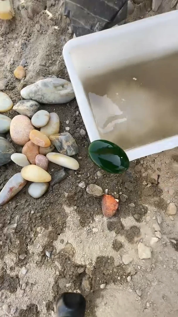 颈饰未镶嵌和田玉0023