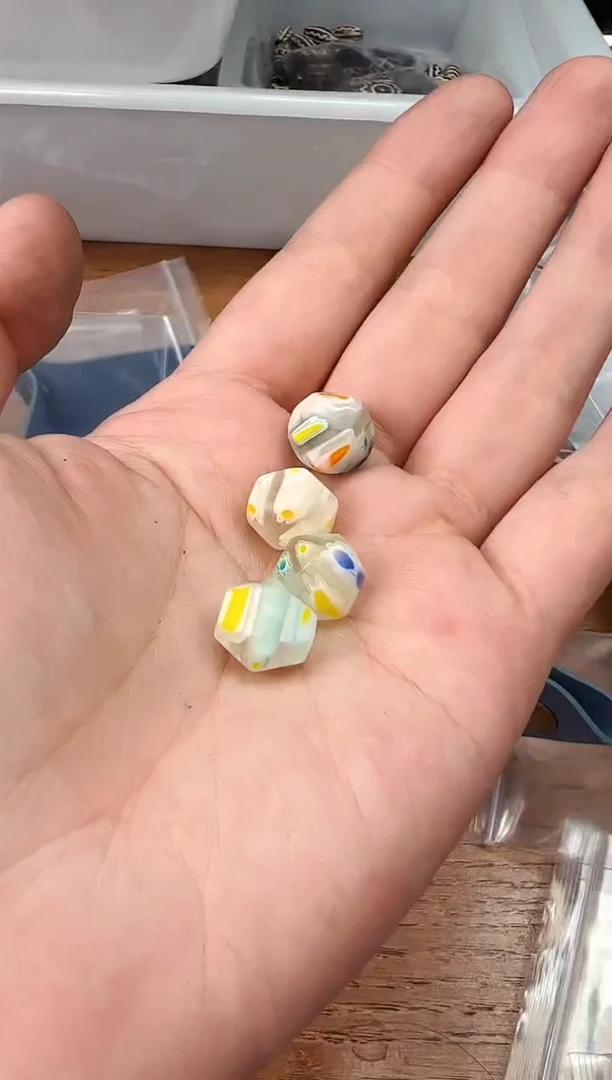 【闪购商品】树脂制品【 肖钟出品 】随发1颗