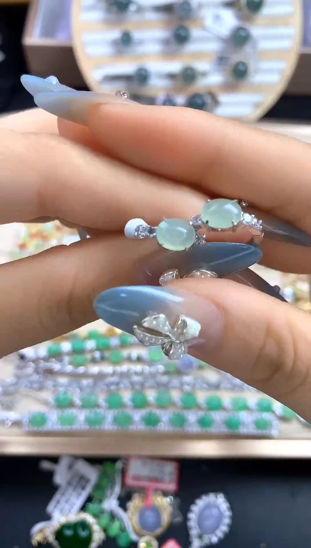 翡翠戒指银S925镶嵌翡翠 蛋面 银S925镶嵌