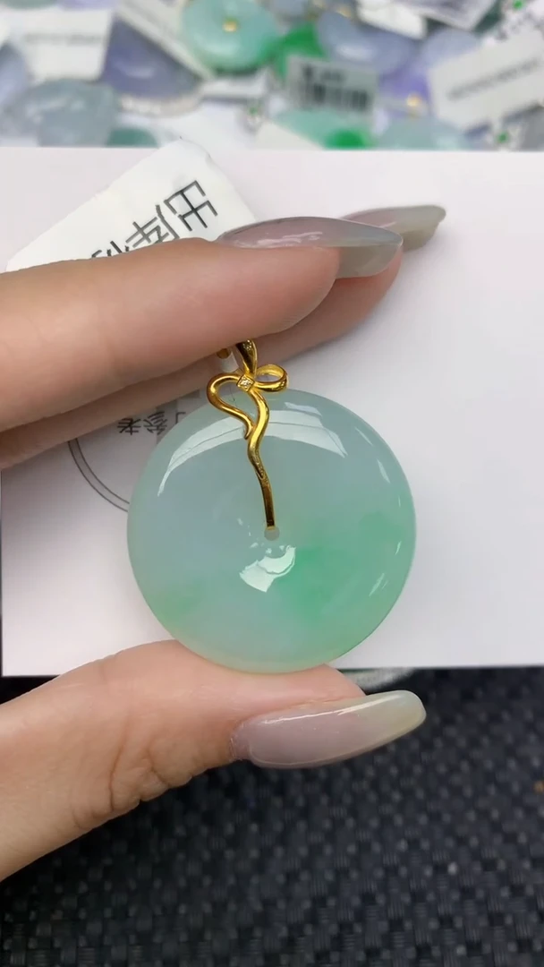 颈饰18K金镶嵌翡翠天然缅甸翡翠a货百元以上9元证书费自理