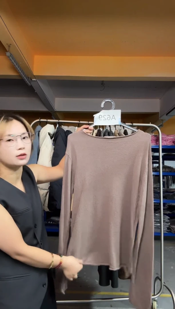 A629咖色打底T恤