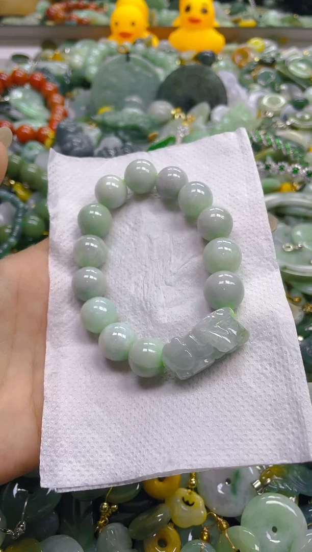 翡翠未镶嵌颈饰/T/翡翠A货,一件也是批发价