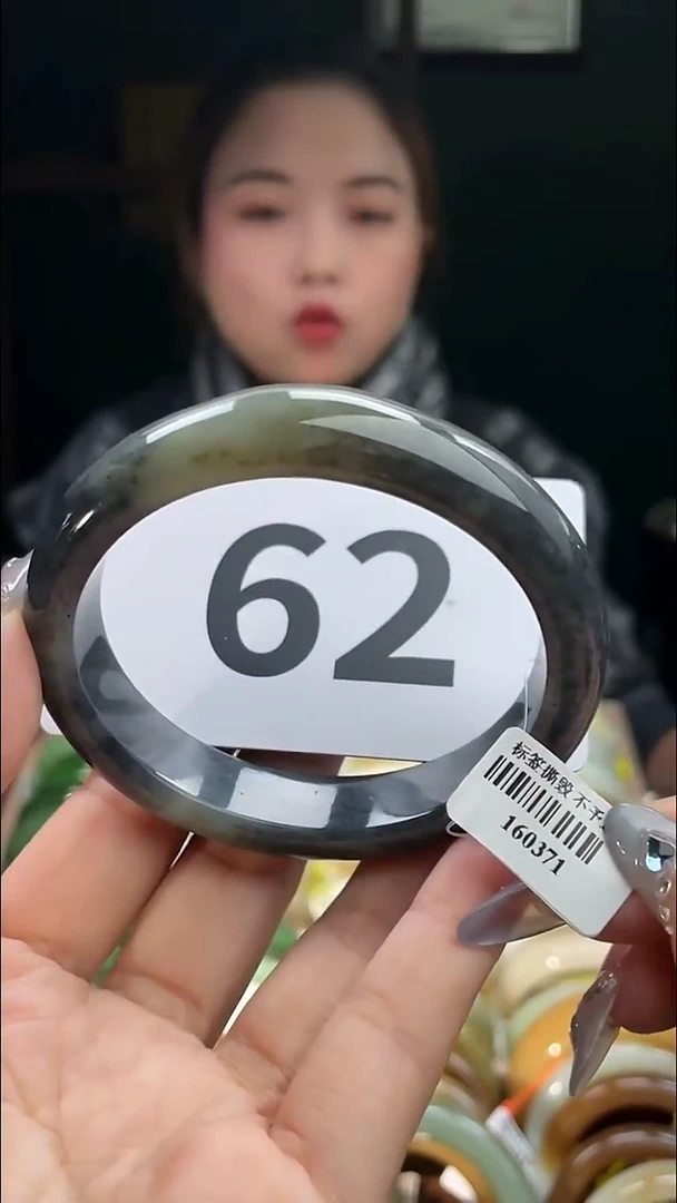 定制和田玉和田玉手镯