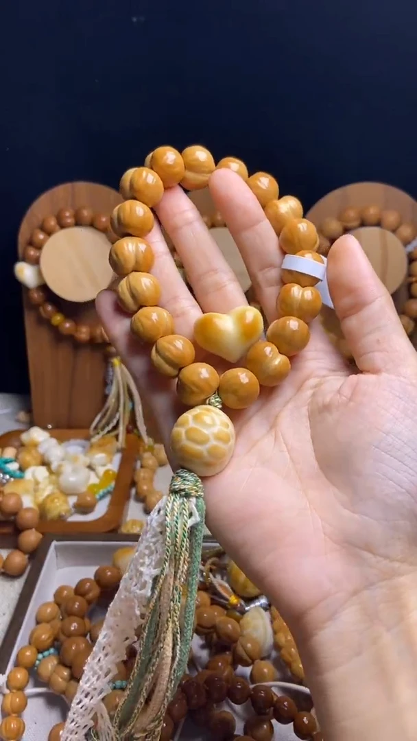 手串猴头核桃全品聚宝盆桃心富甲三通深绿跑环手持