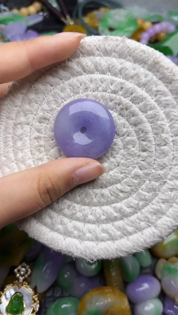 颈饰未镶嵌翡翠缅甸翡翠吊坠