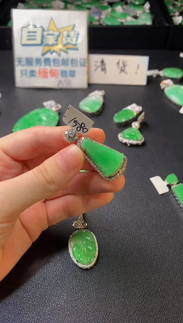 颈饰银S925镶嵌翡翠翡翠