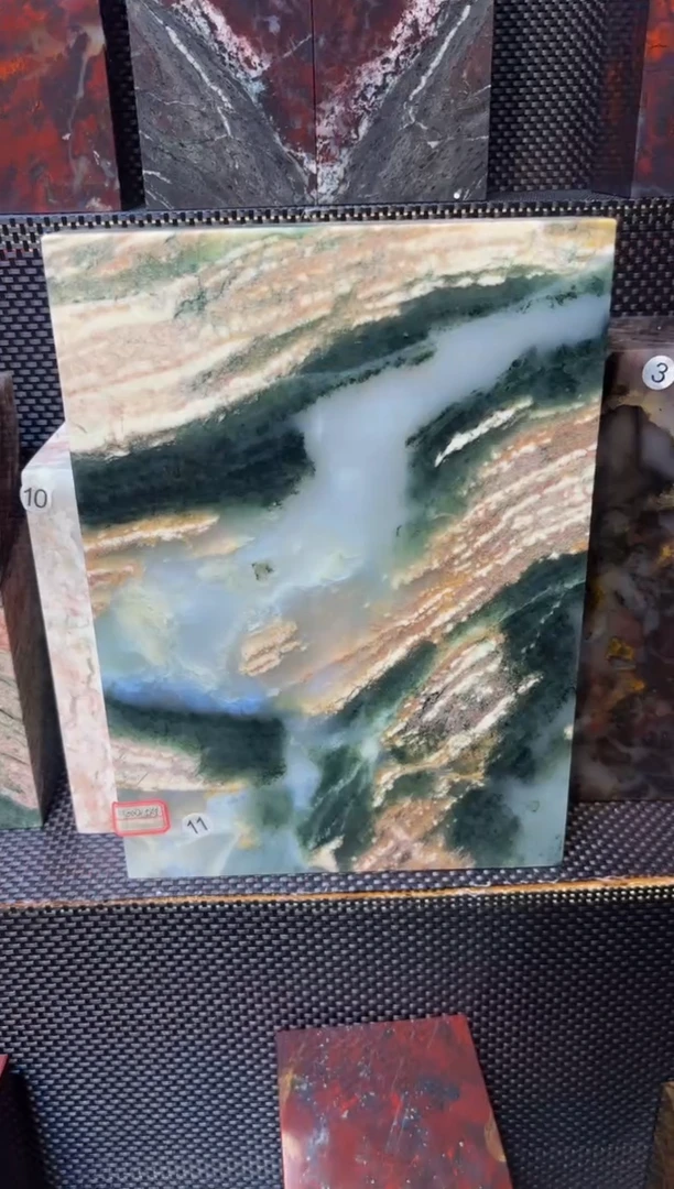 玉11号桂林鸡血玉画面板