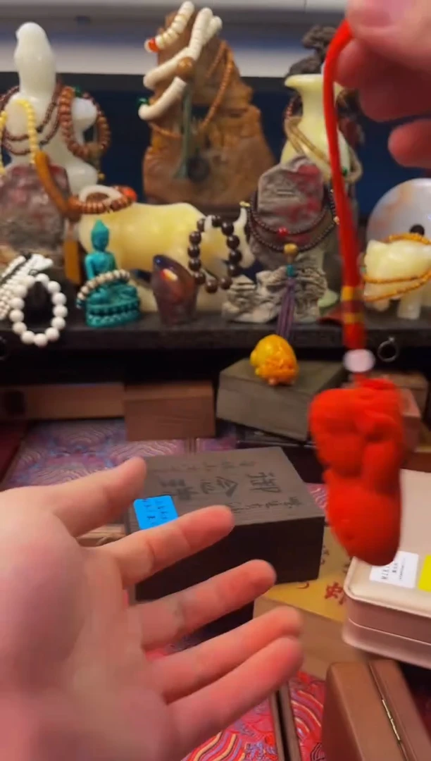 天然辰砂小熊拖鞋直播精选推荐