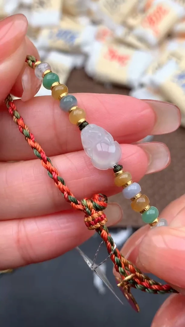 未镶嵌挂件翡翠—