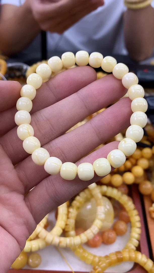 未镶嵌蜜蜡裸石手串