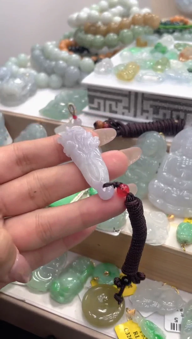 颈饰未镶嵌翡翠028多样性发货