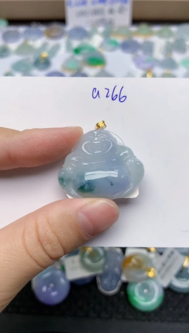 翡翠18K金镶嵌颈饰天然缅甸A货翡翠