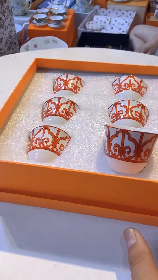 杯鸿辉家品牌瓷器，京东包邮！