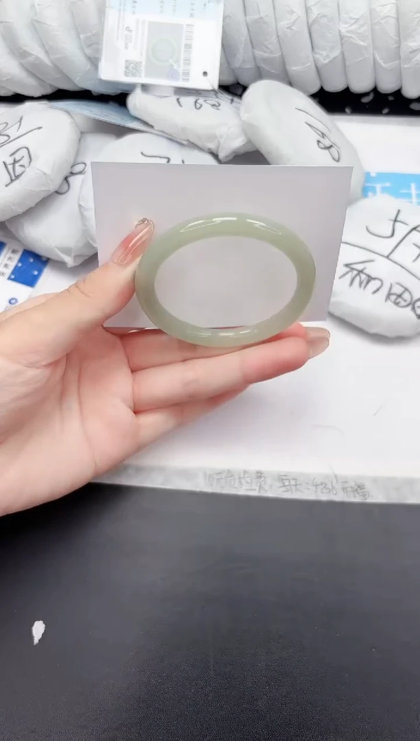 未镶嵌手镯石英质玉852-53.2DY