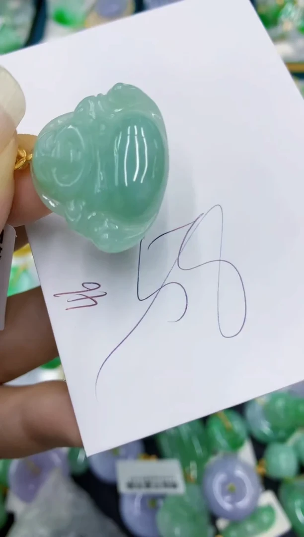 翡翠未镶嵌颈饰11111111111