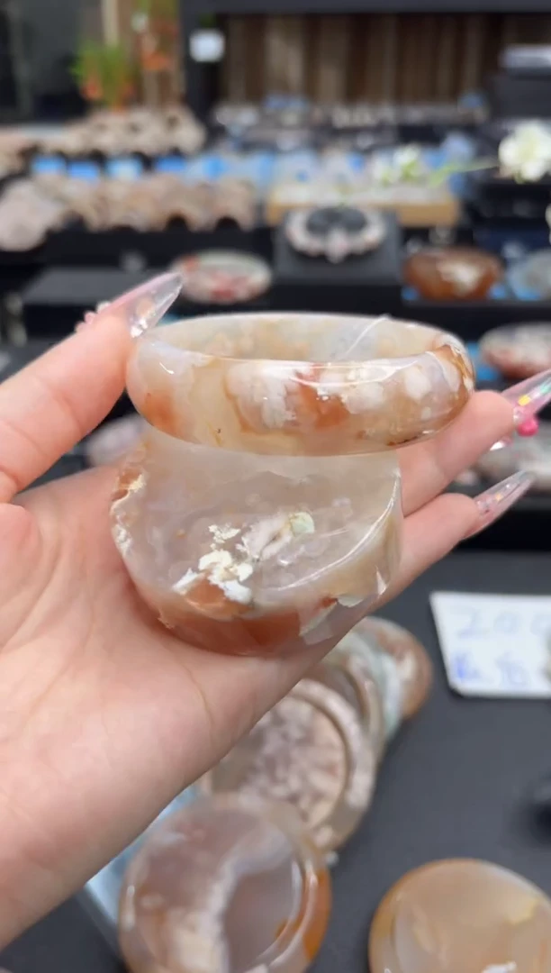 未镶嵌手镯石英质玉380(59圈赠送镯心)