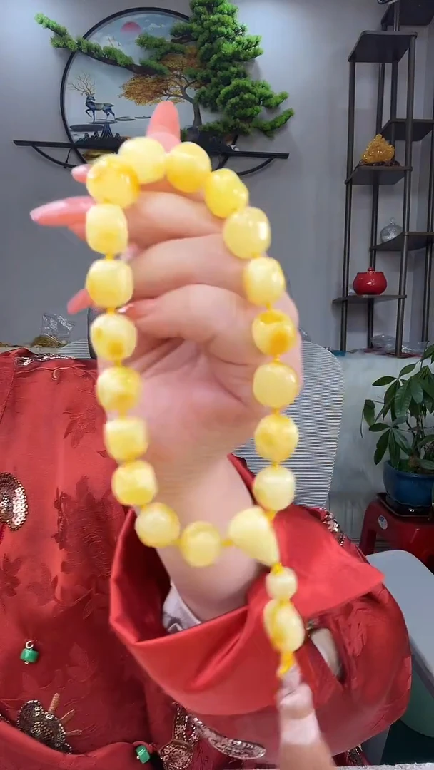 琥珀颈饰未镶嵌手串