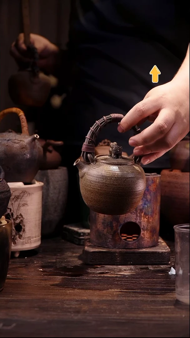 纯手工柴烧狮子提梁